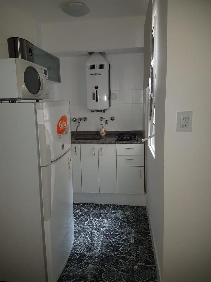 Monoambiente Centro Estrategica Ubicacion Appartement Buenos Aires Buitenkant foto